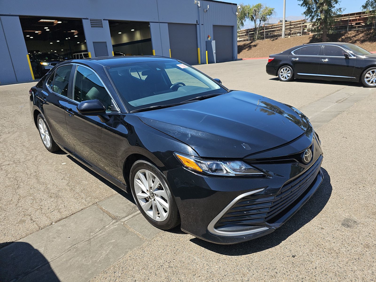 2022 Toyota Camry LE FWD