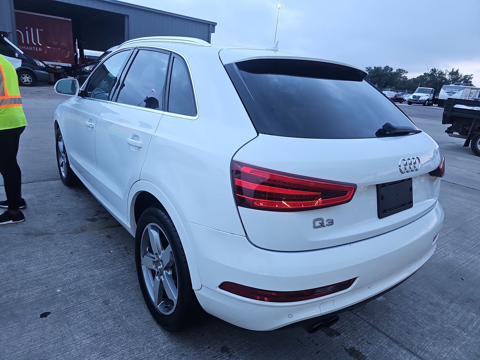 2015 Audi Q3 2.0T Premium Plus FWD