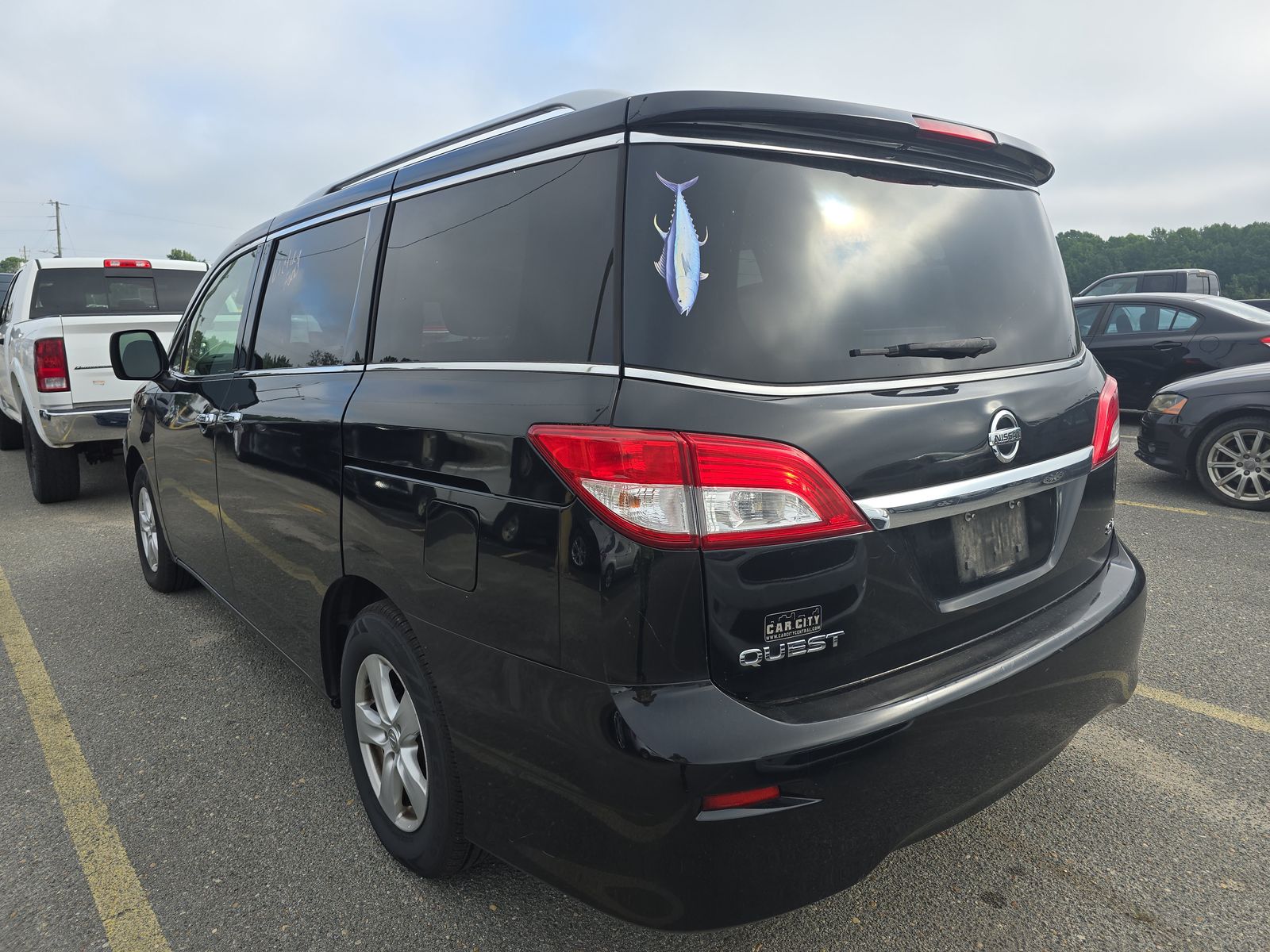 2016 Nissan Quest SV FWD