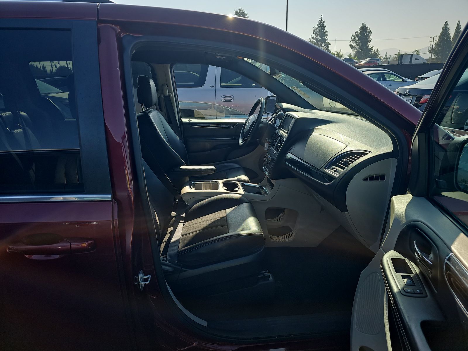 2019 Dodge Grand Caravan SXT FWD