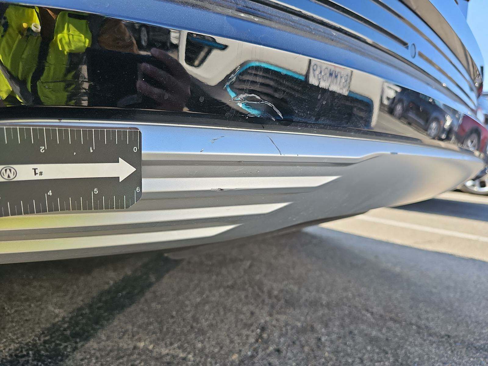 2022 Audi e-tron Premium AWD