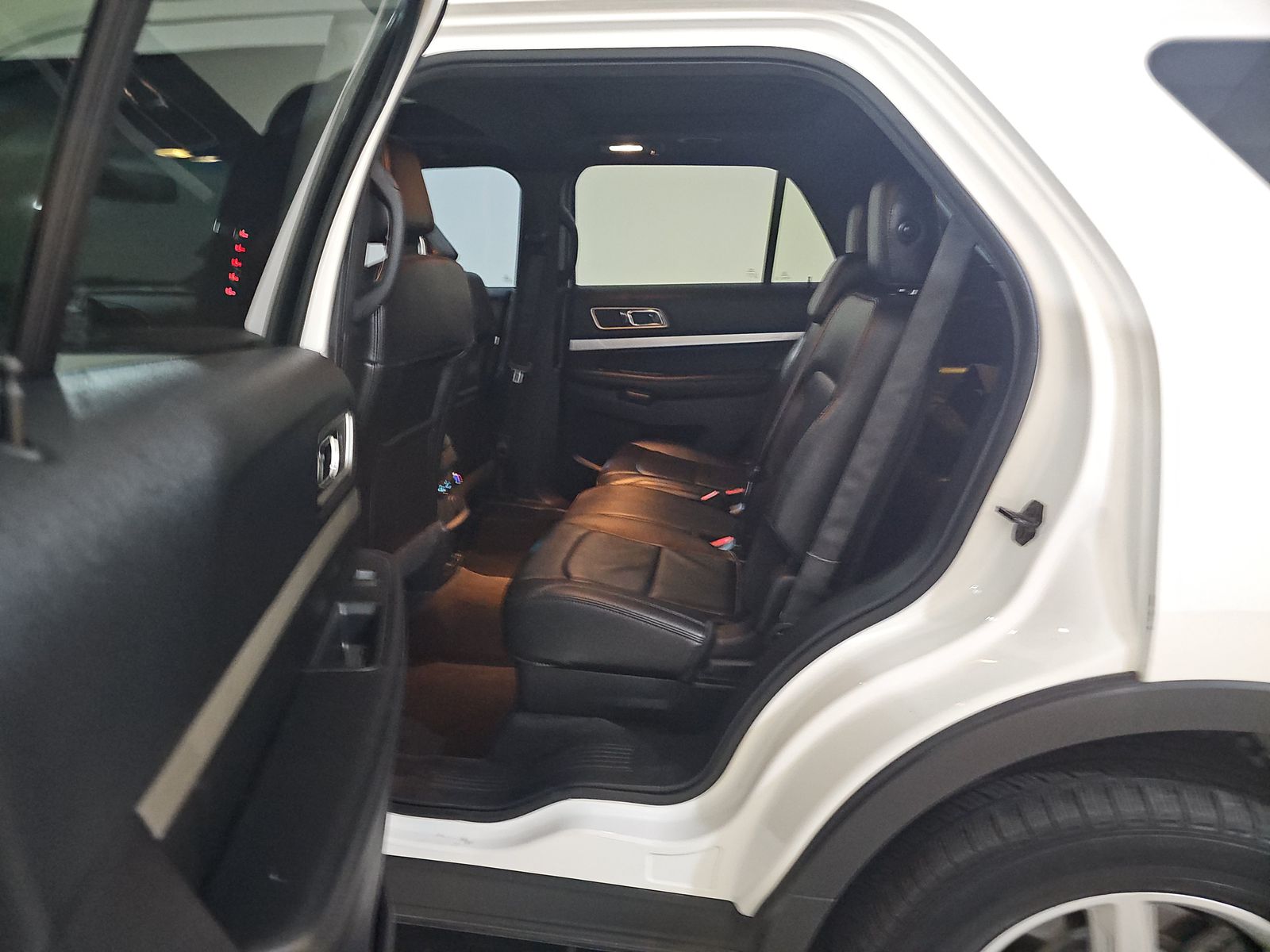 2016 Ford Explorer XLT AWD