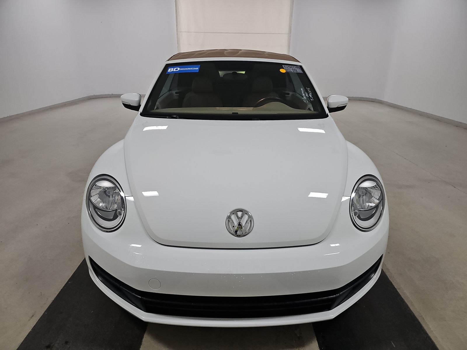 2014 Volkswagen Beetle 1.8T FWD