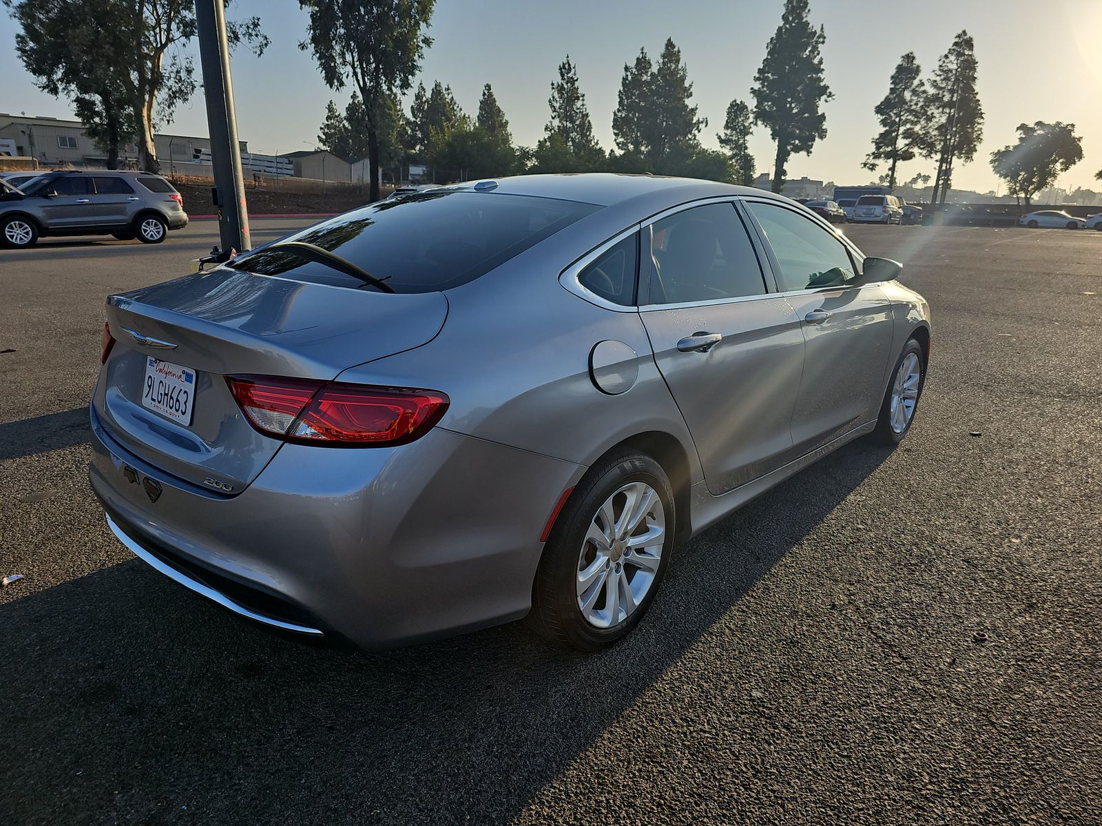 2016 Chrysler 200 Limited FWD