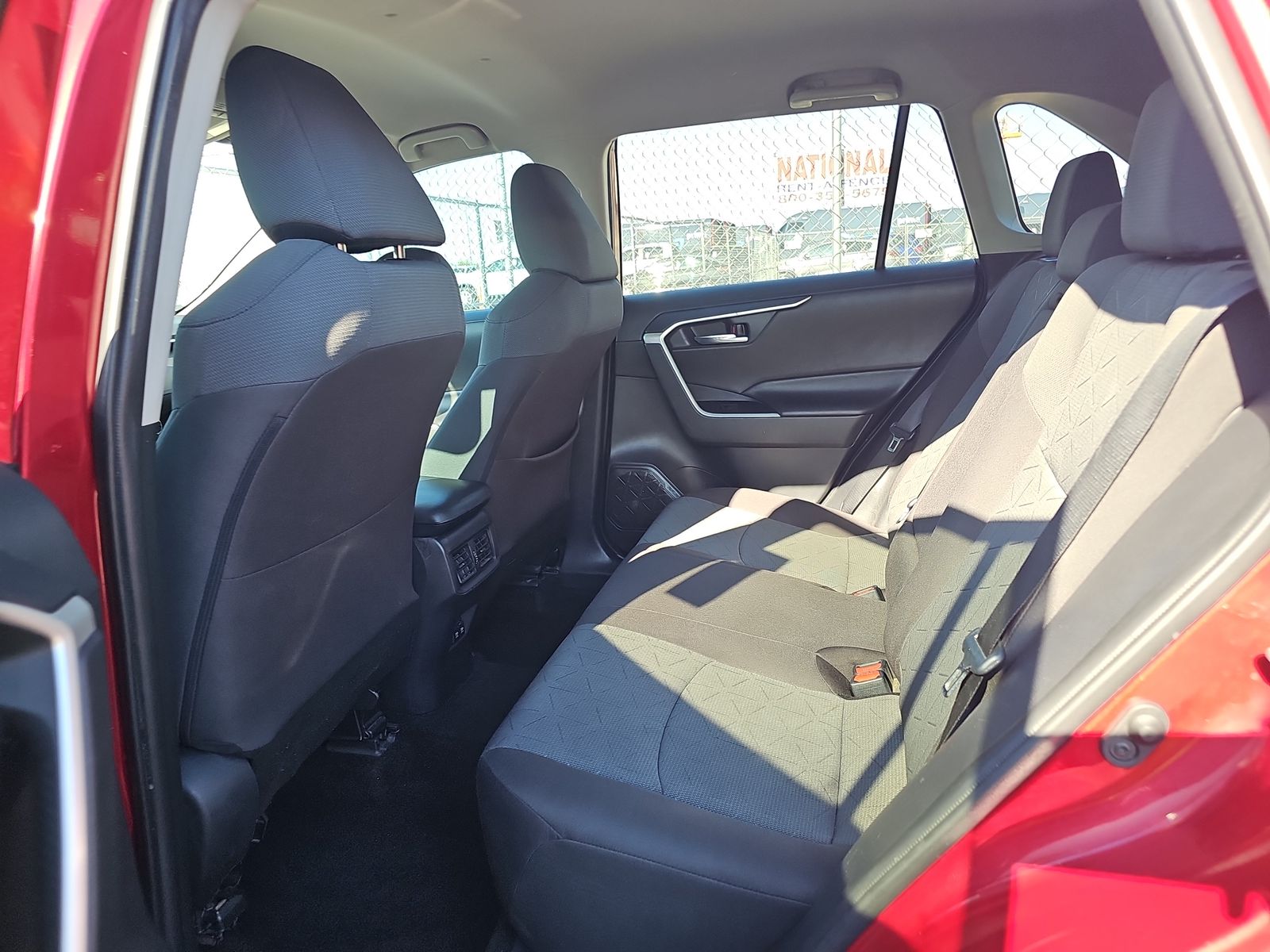 2020 Toyota RAV4 XLE FWD