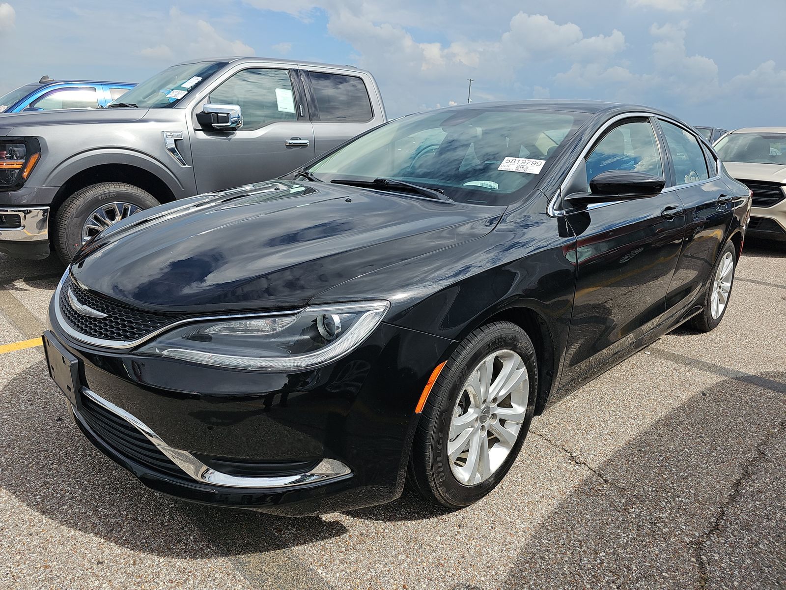 2016 Chrysler 200 Limited FWD