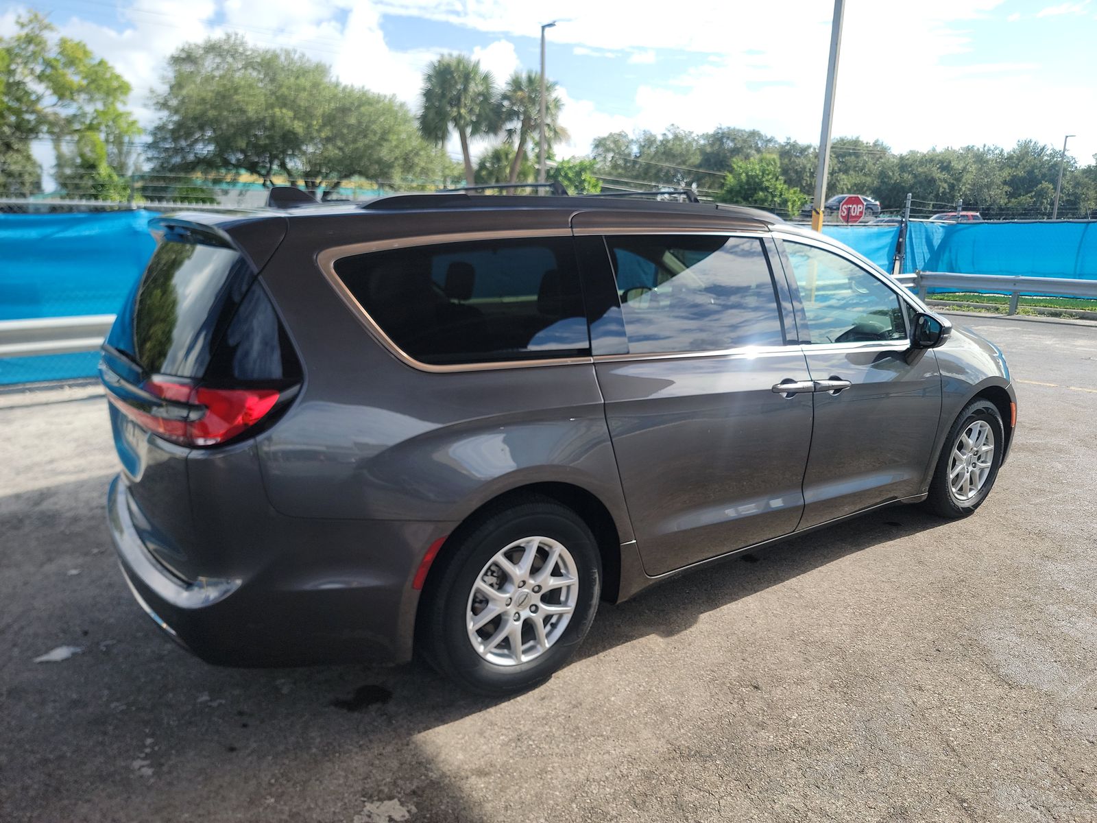 2022 Chrysler Pacifica Touring L FWD