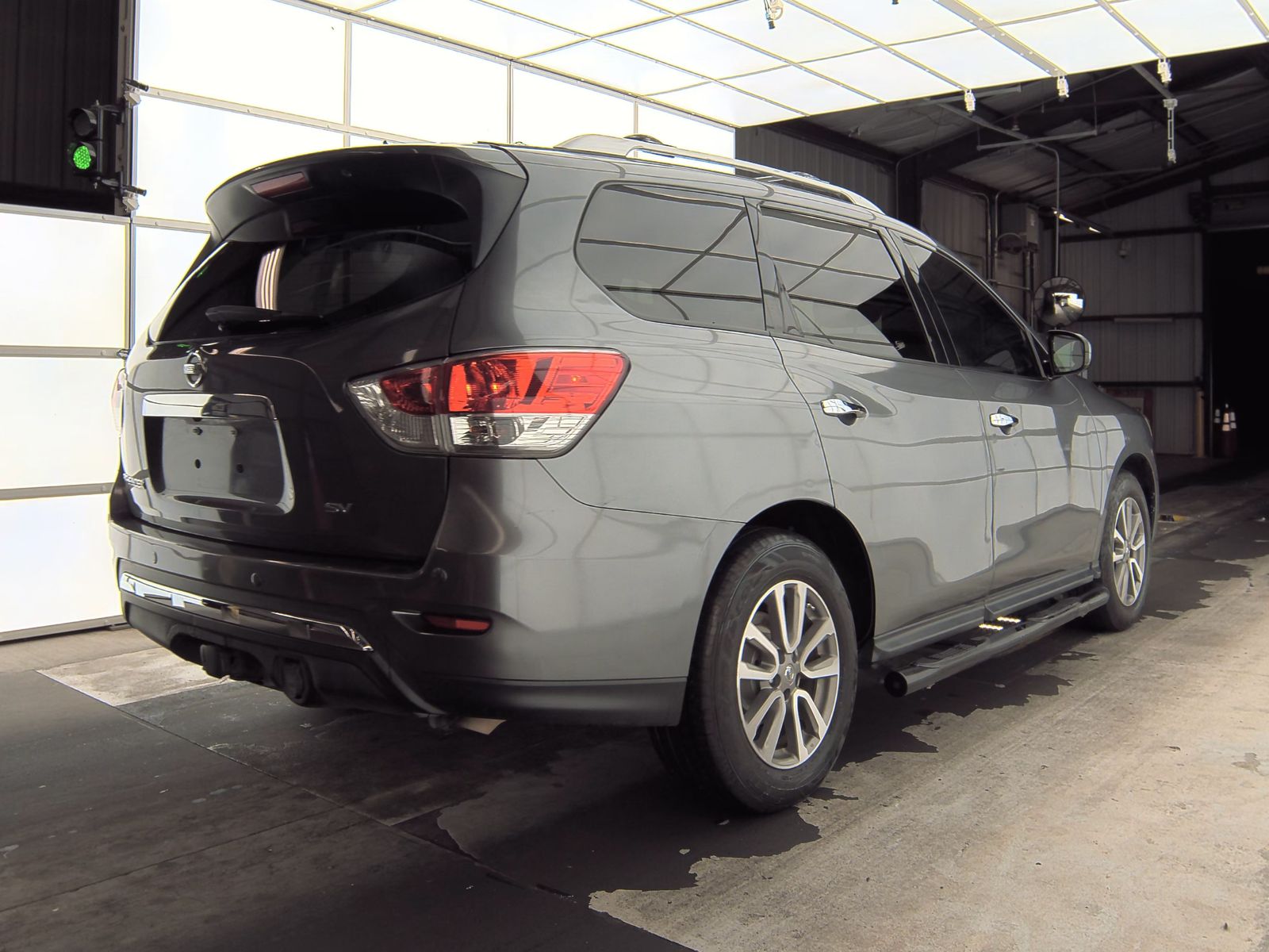 2016 Nissan Pathfinder SV FWD