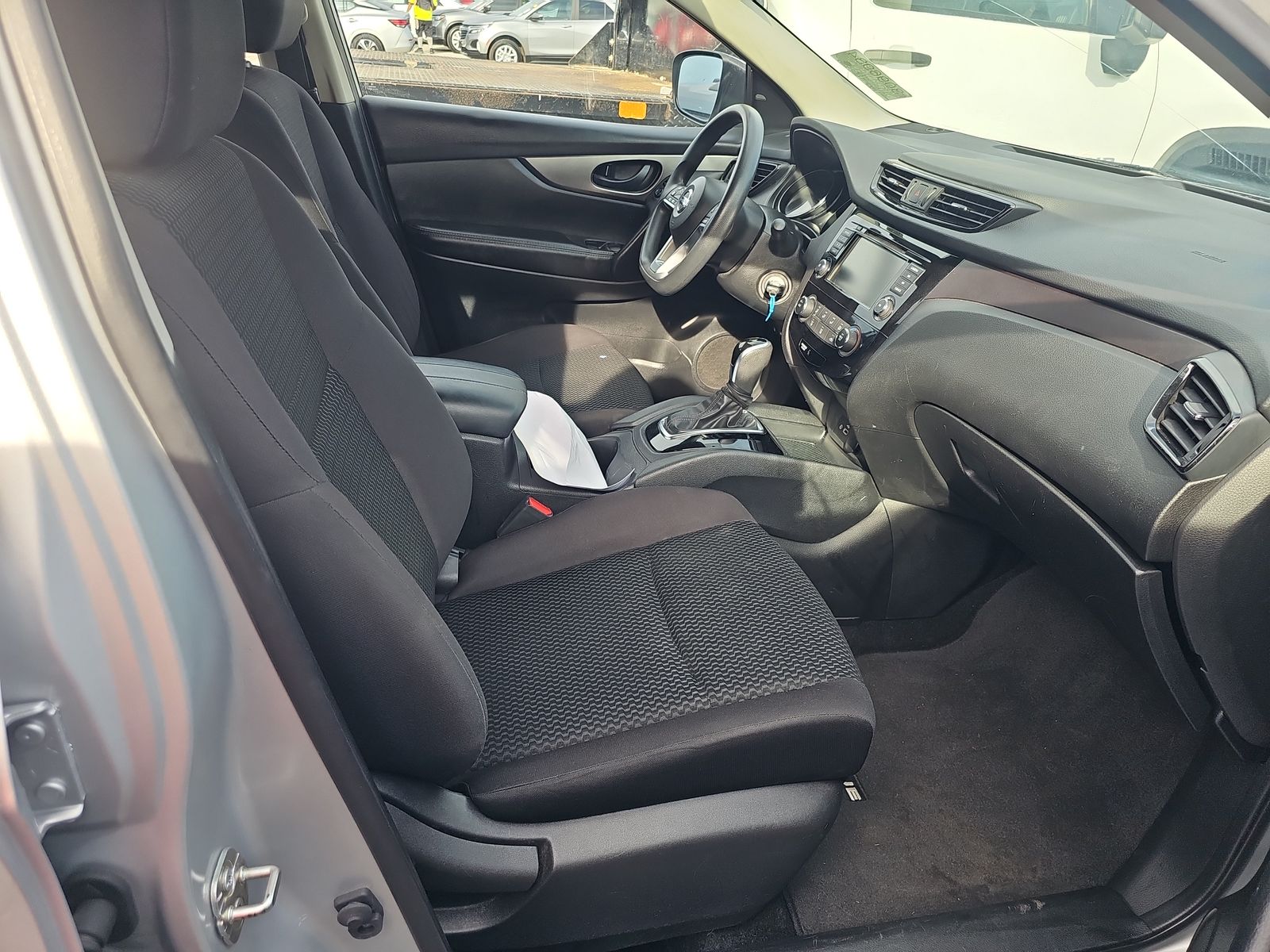 2020 Nissan Rogue Sport S FWD