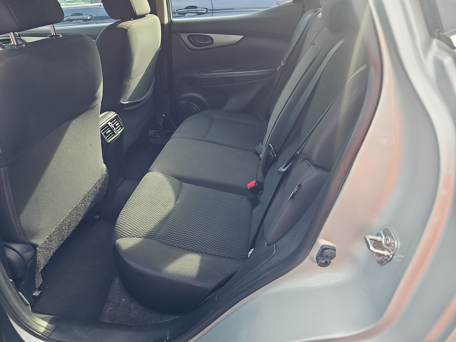 2020 Nissan Rogue Sport S FWD