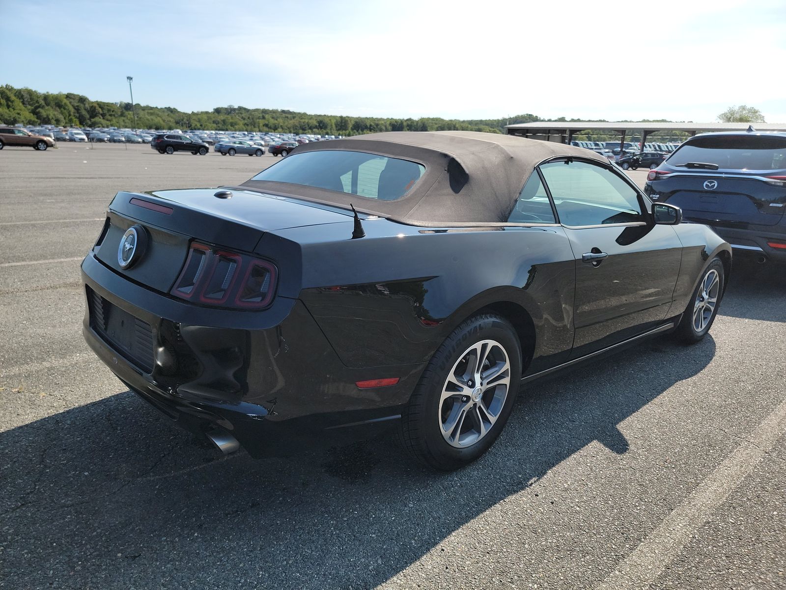 2013 Ford Mustang V6 Premium RWD