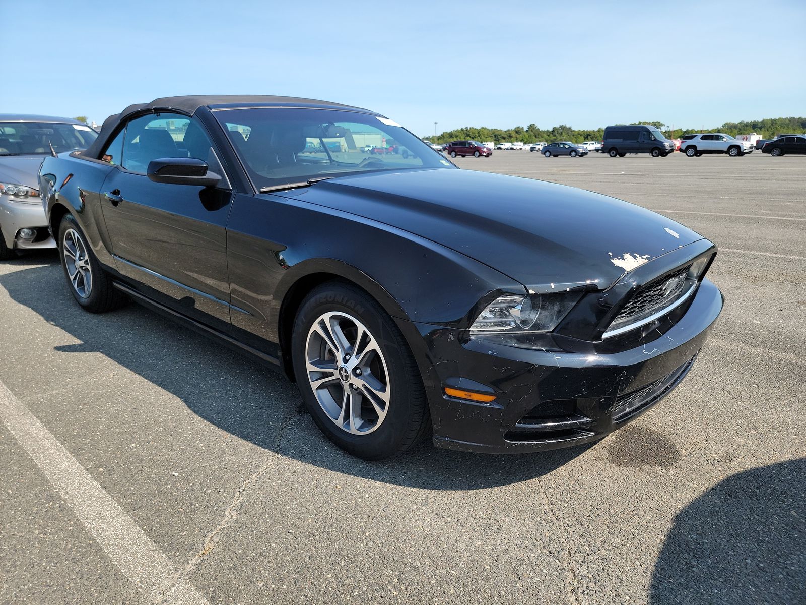 2013 Ford Mustang V6 Premium RWD