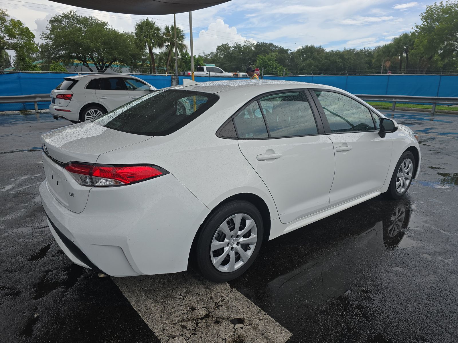 2020 Toyota Corolla LE FWD