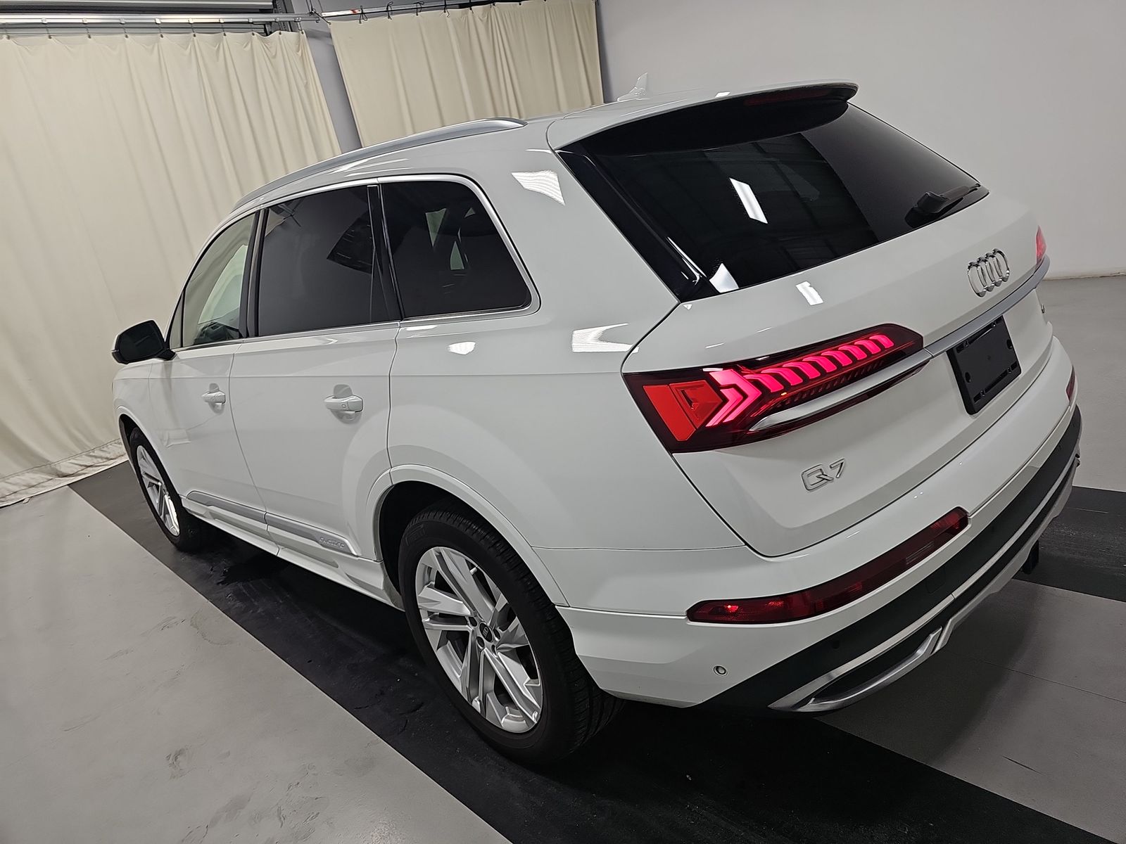 2021 Audi Q7 2.0T Premium Plus AWD