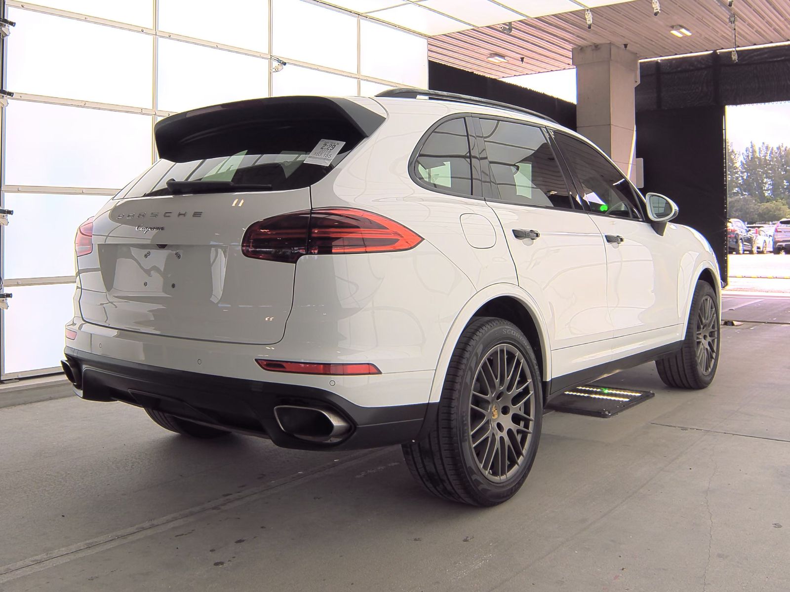 2018 Porsche Cayenne Platinum Edition AWD