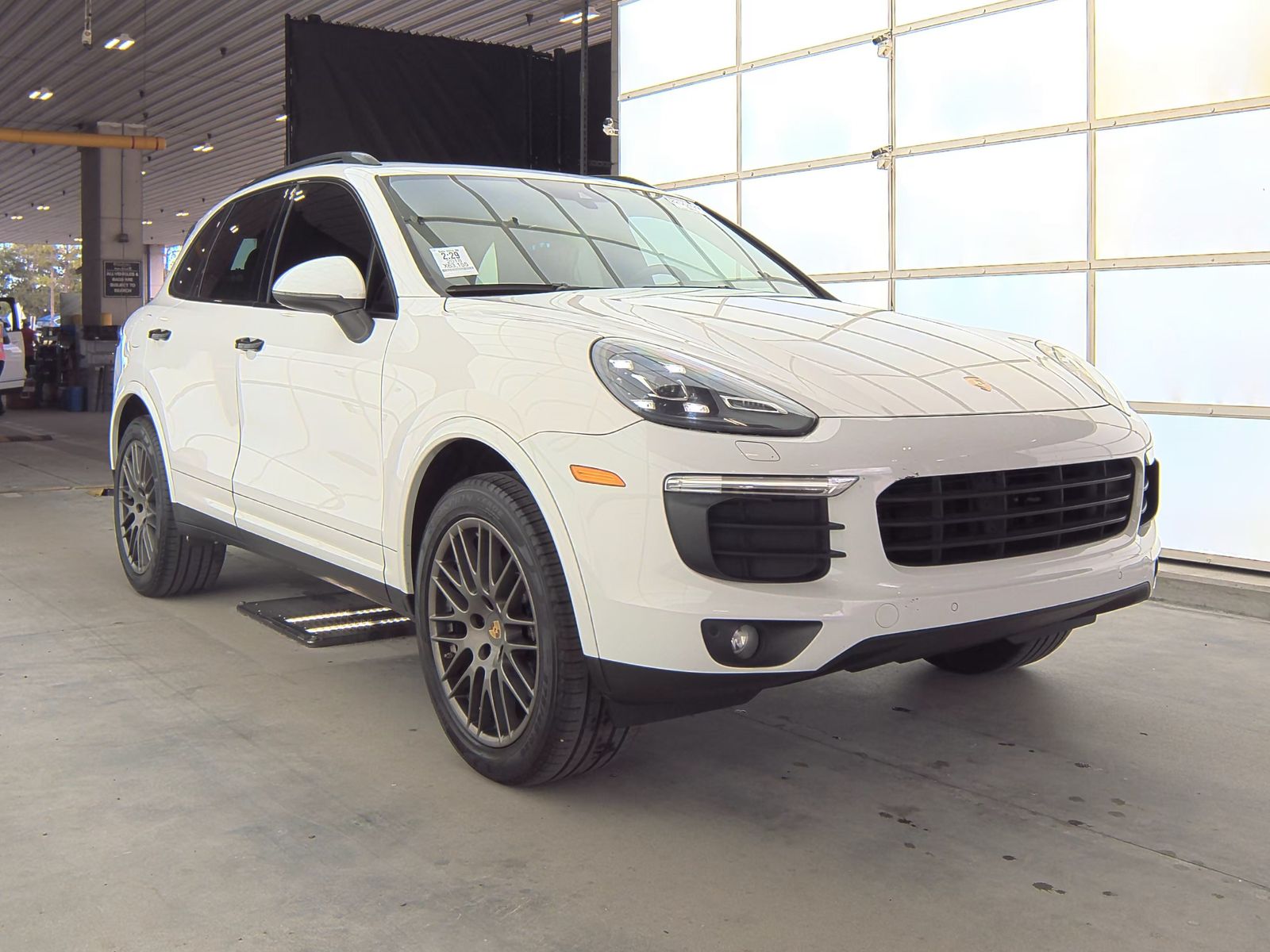 2018 Porsche Cayenne Platinum Edition AWD