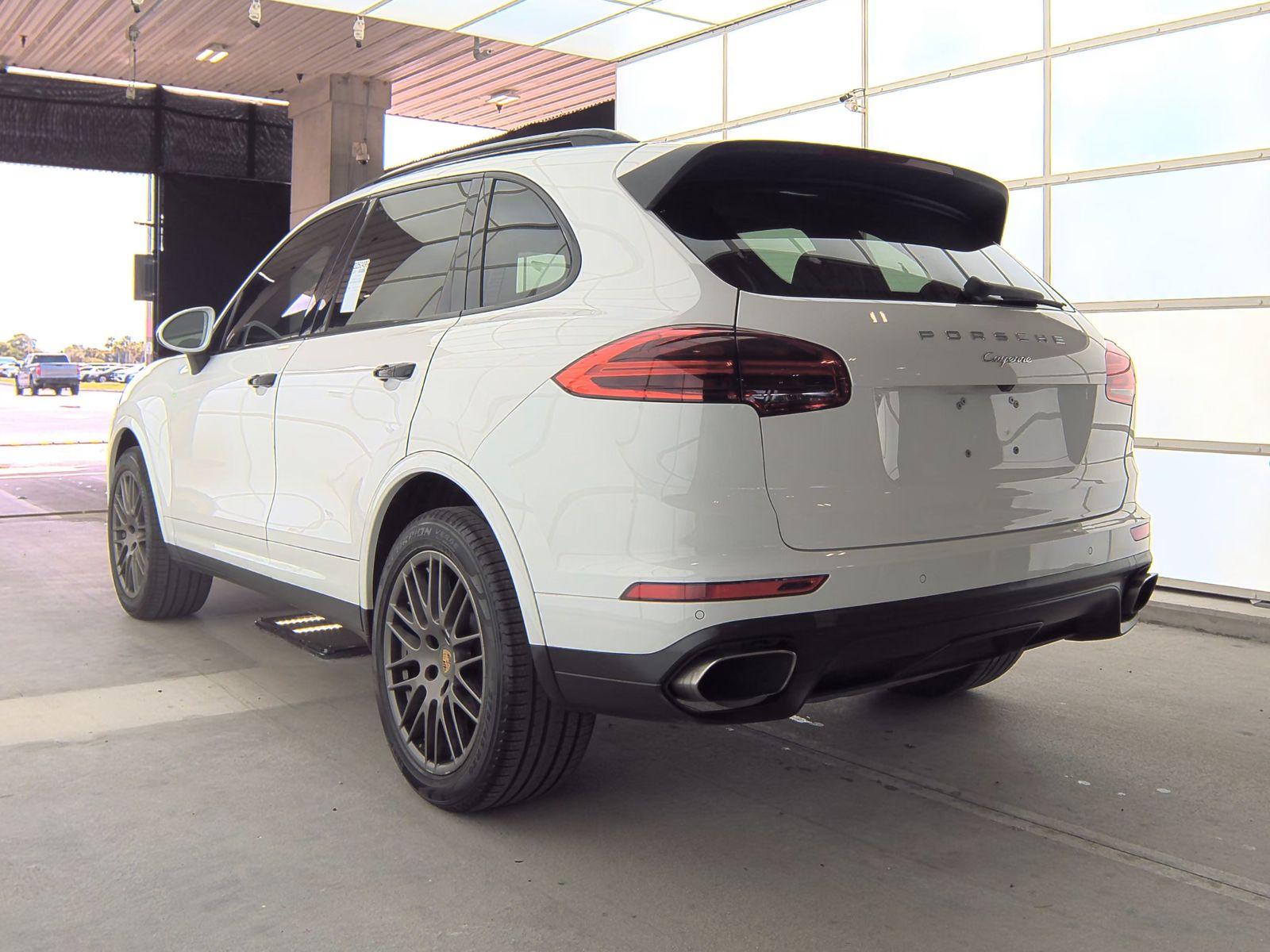 2018 Porsche Cayenne Platinum Edition AWD