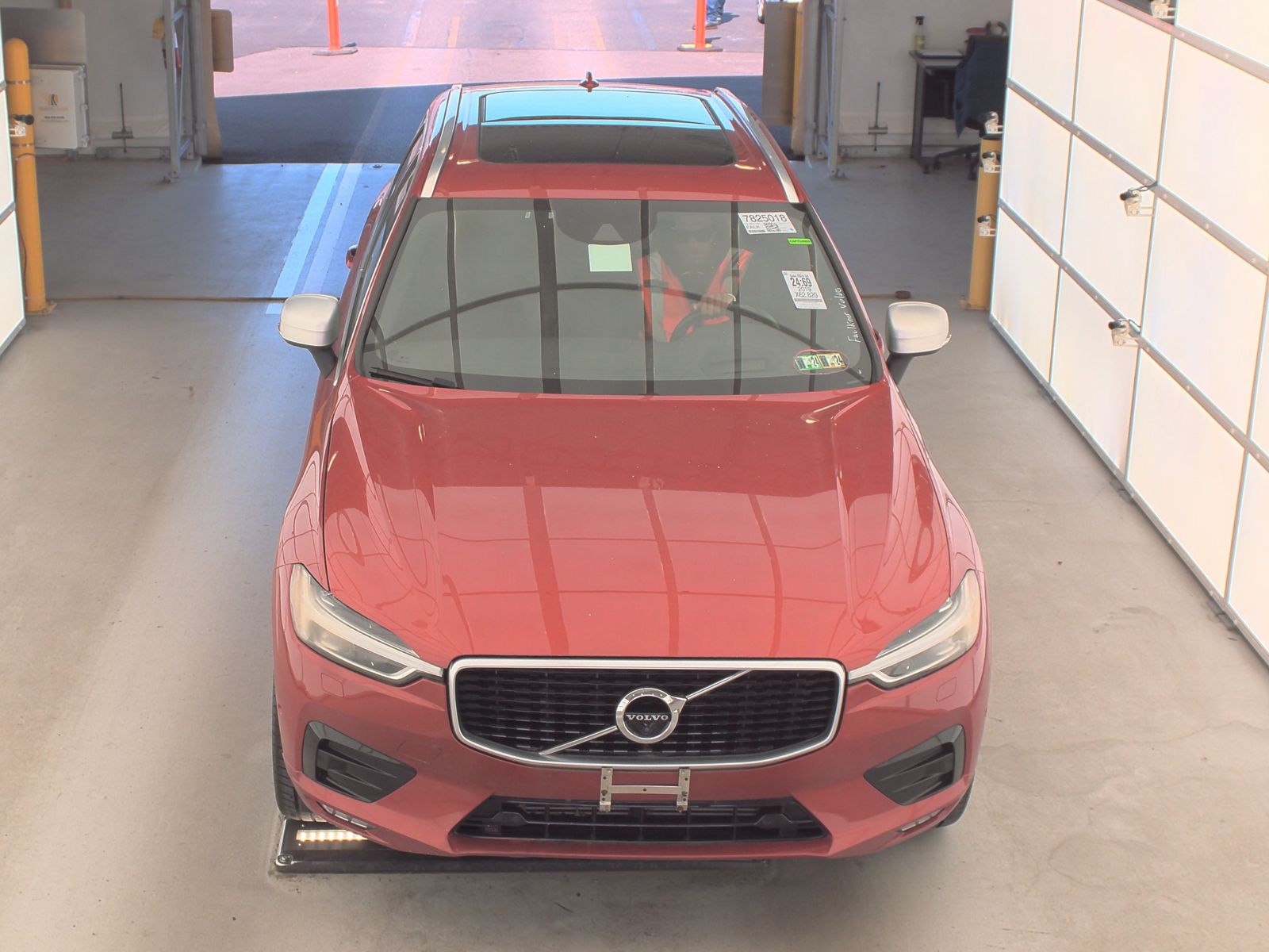 2019 Volvo XC60 T5 R-Design AWD