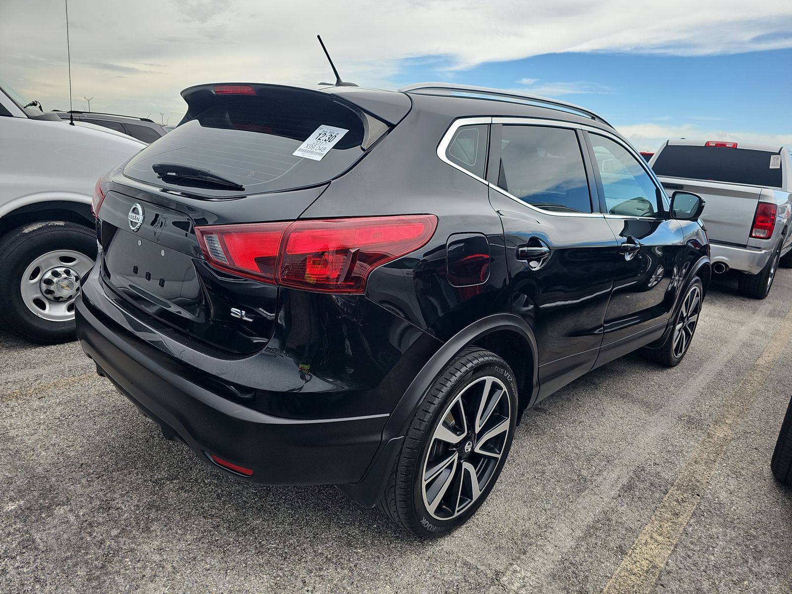 2017 Nissan Rogue Sport SL FWD