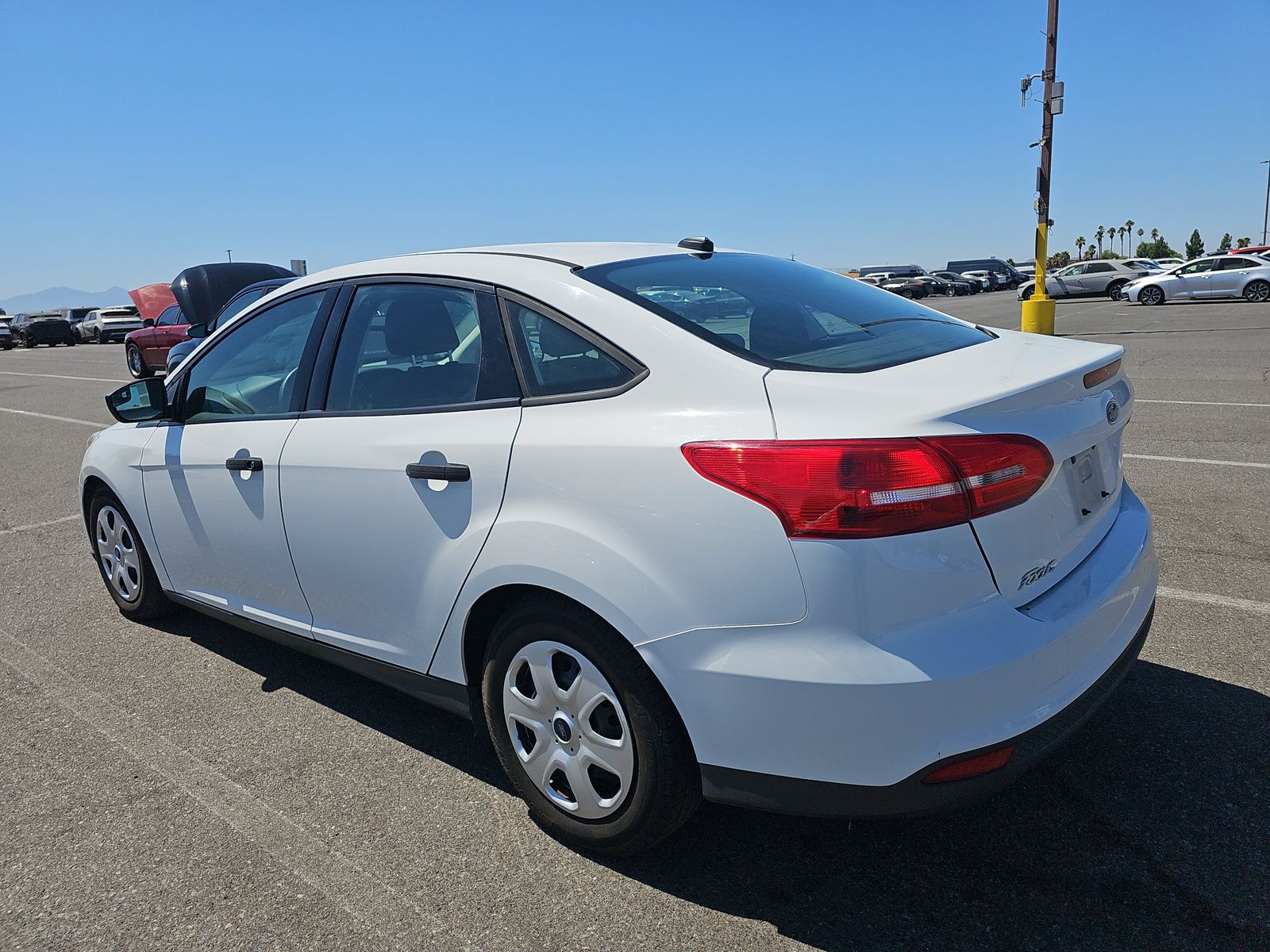 2016 Ford Focus S FWD