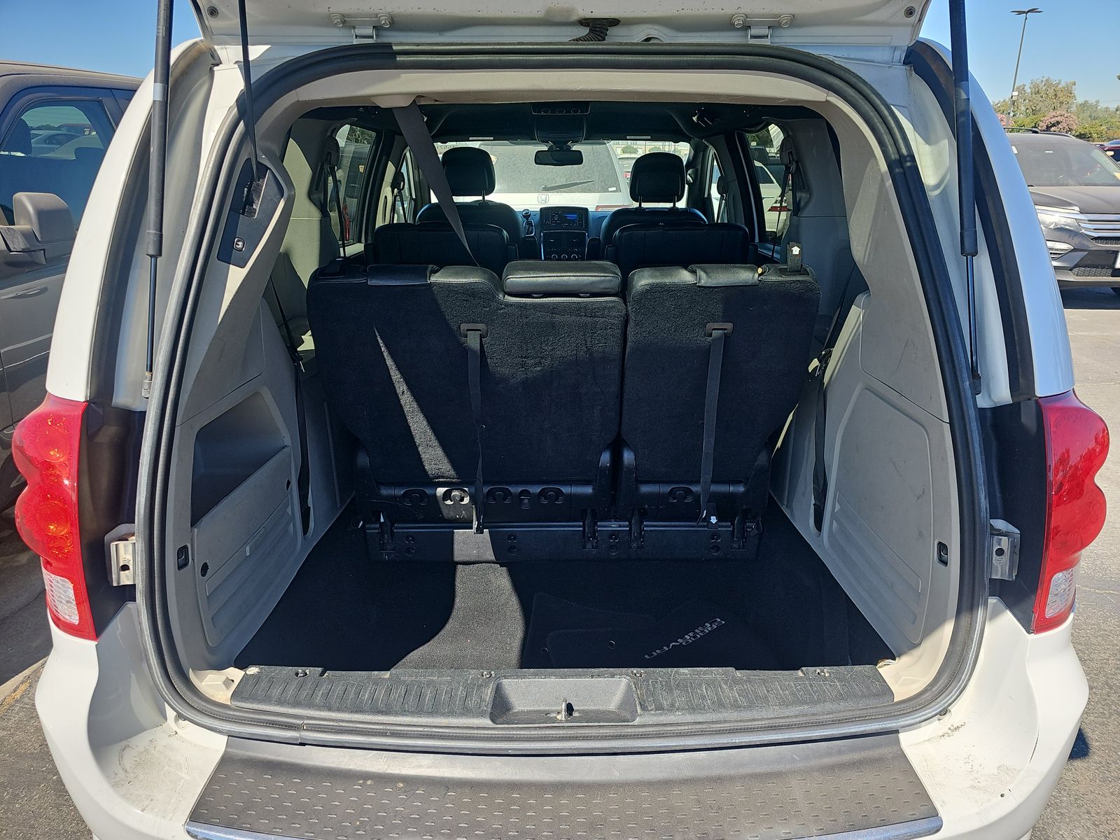 2019 Dodge Grand Caravan SXT FWD