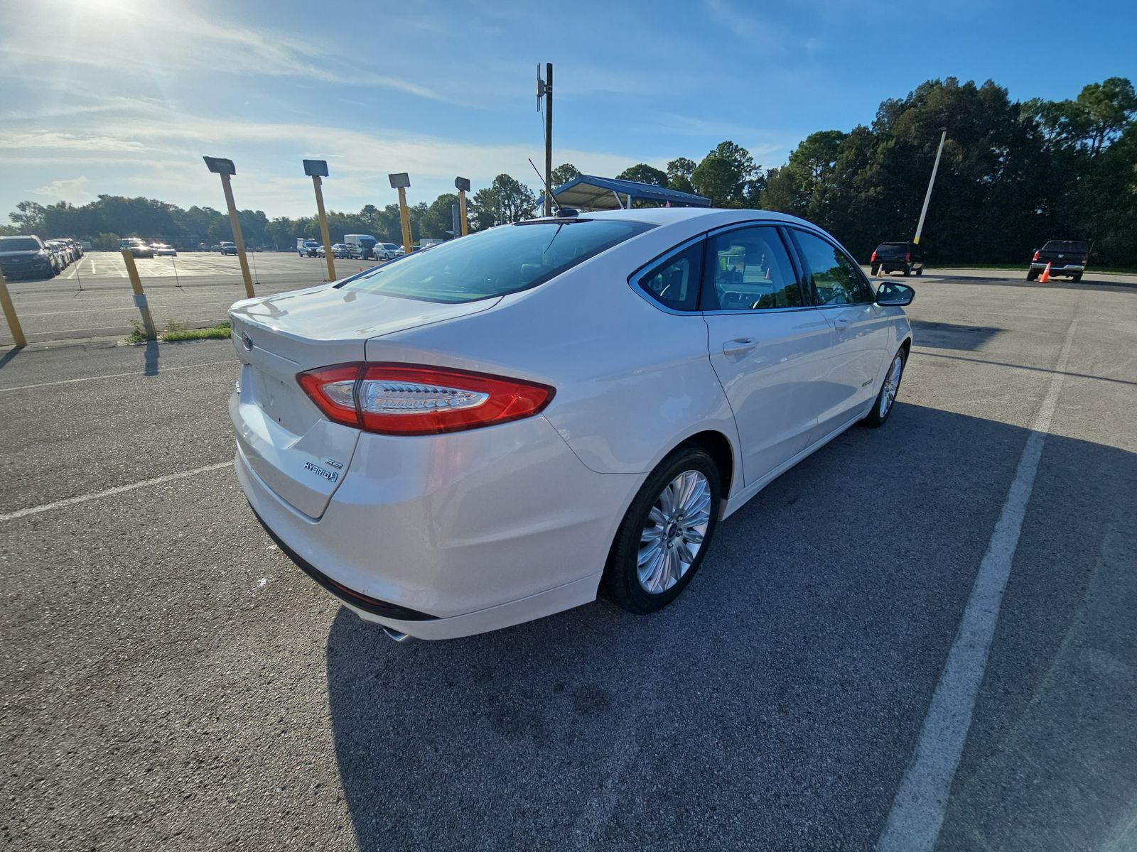 2013 Ford Fusion Hybrid SE FWD