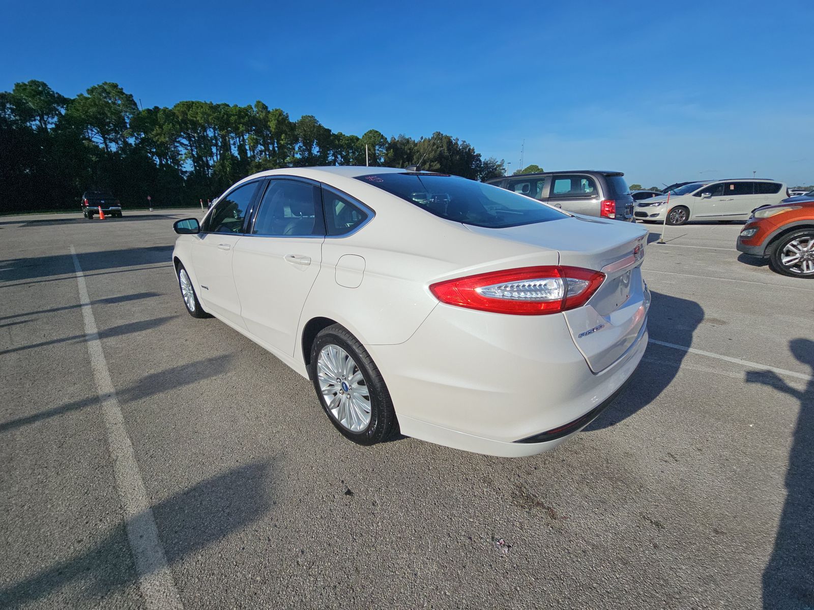 2013 Ford Fusion Hybrid SE FWD