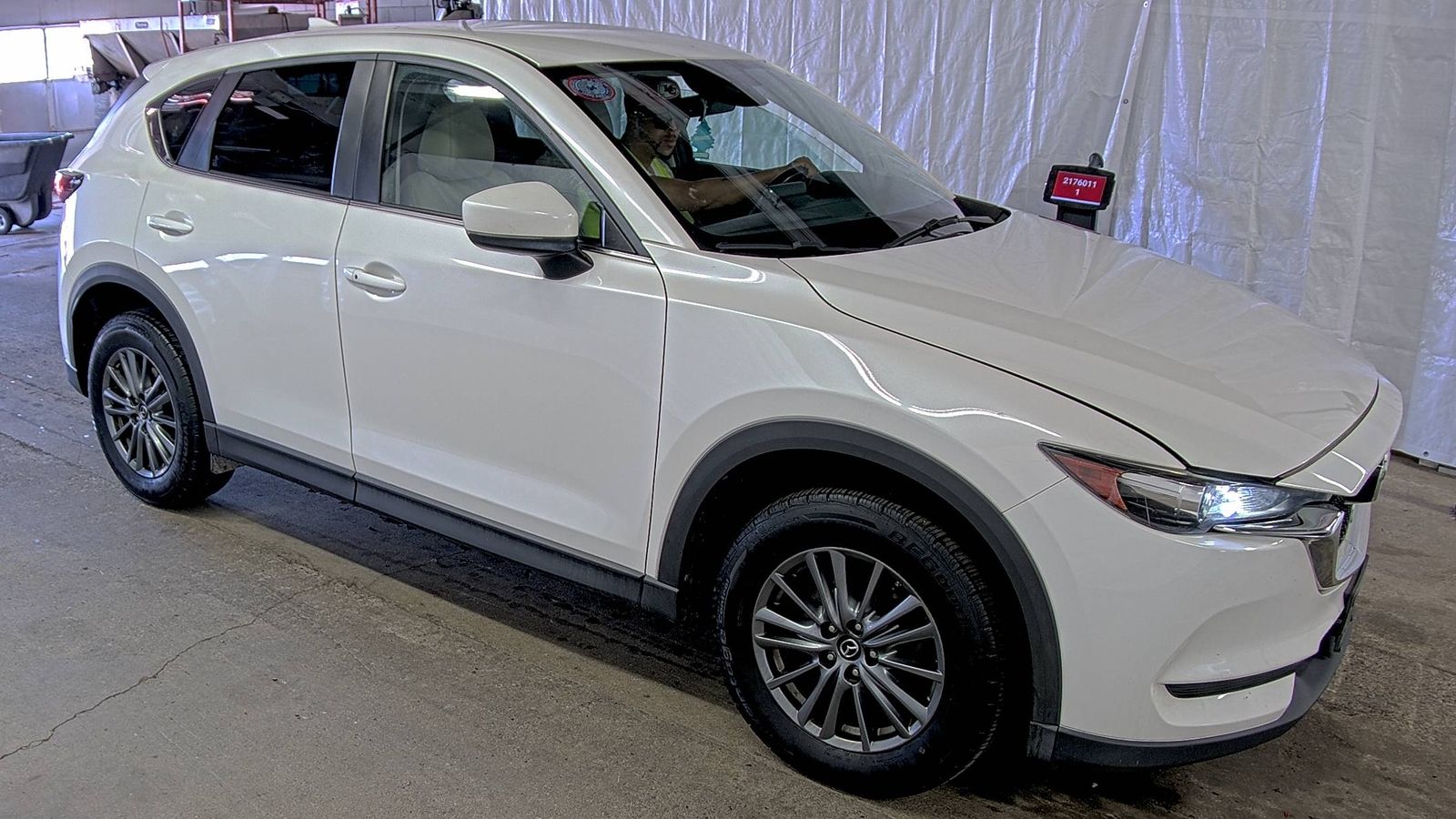 2017 MAZDA CX-5 Touring AWD