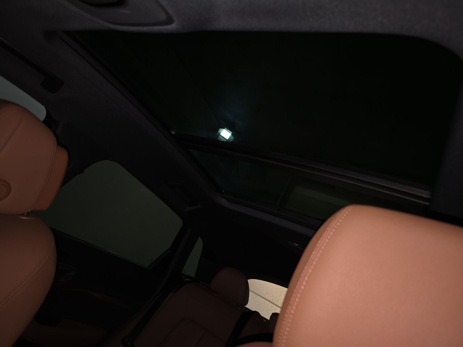 2022 Audi e-tron Premium AWD