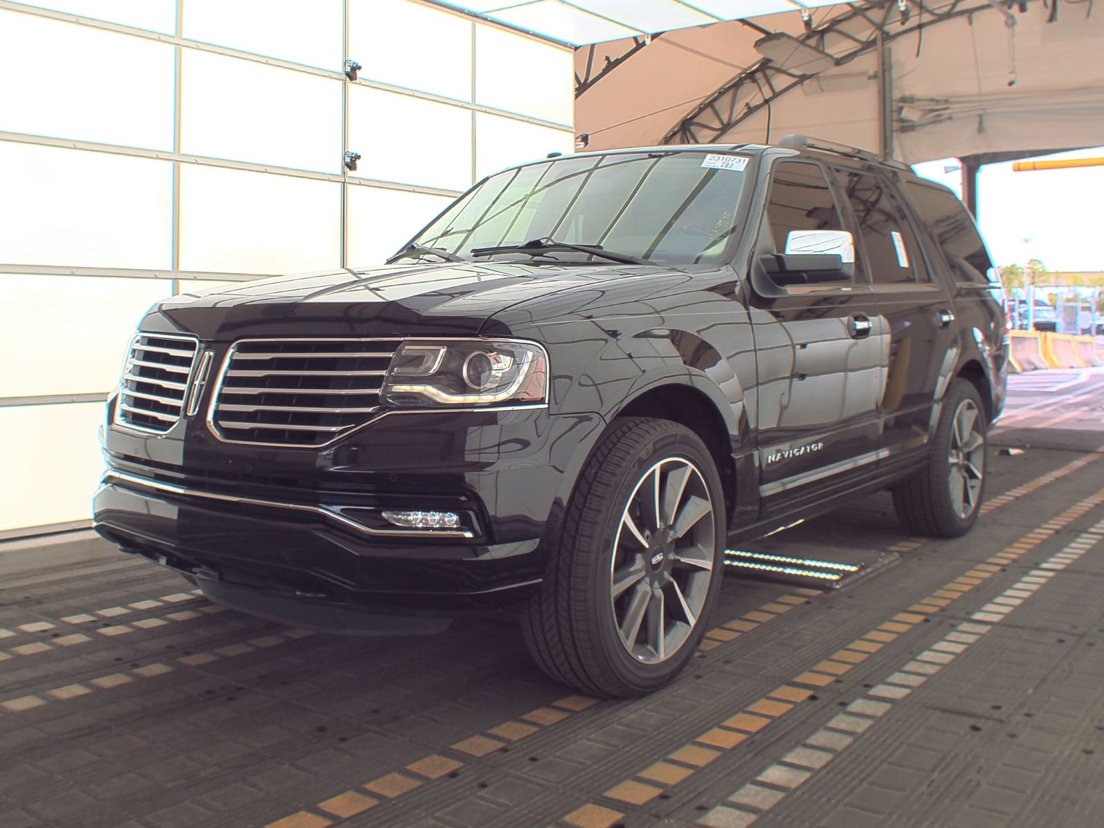 2016 Lincoln Navigator Reserve RWD