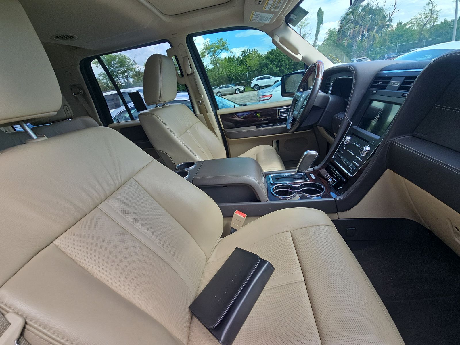 2016 Lincoln Navigator Reserve RWD