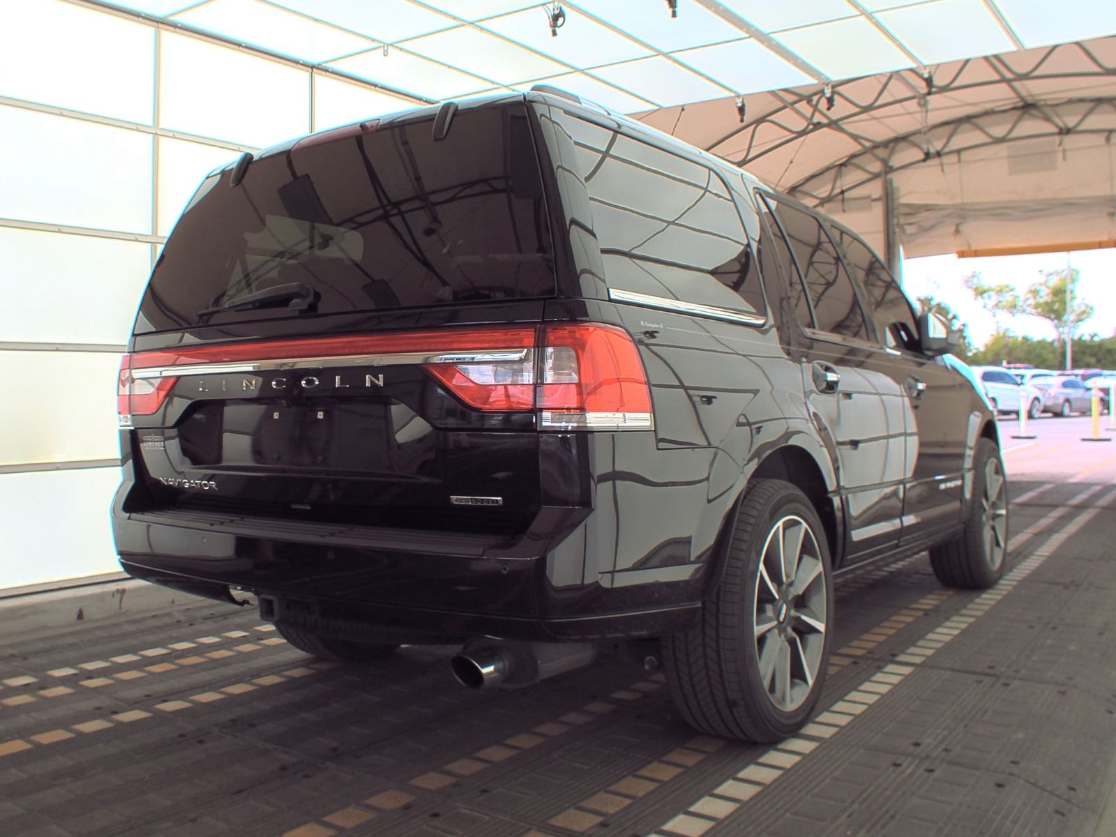 2016 Lincoln Navigator Reserve RWD