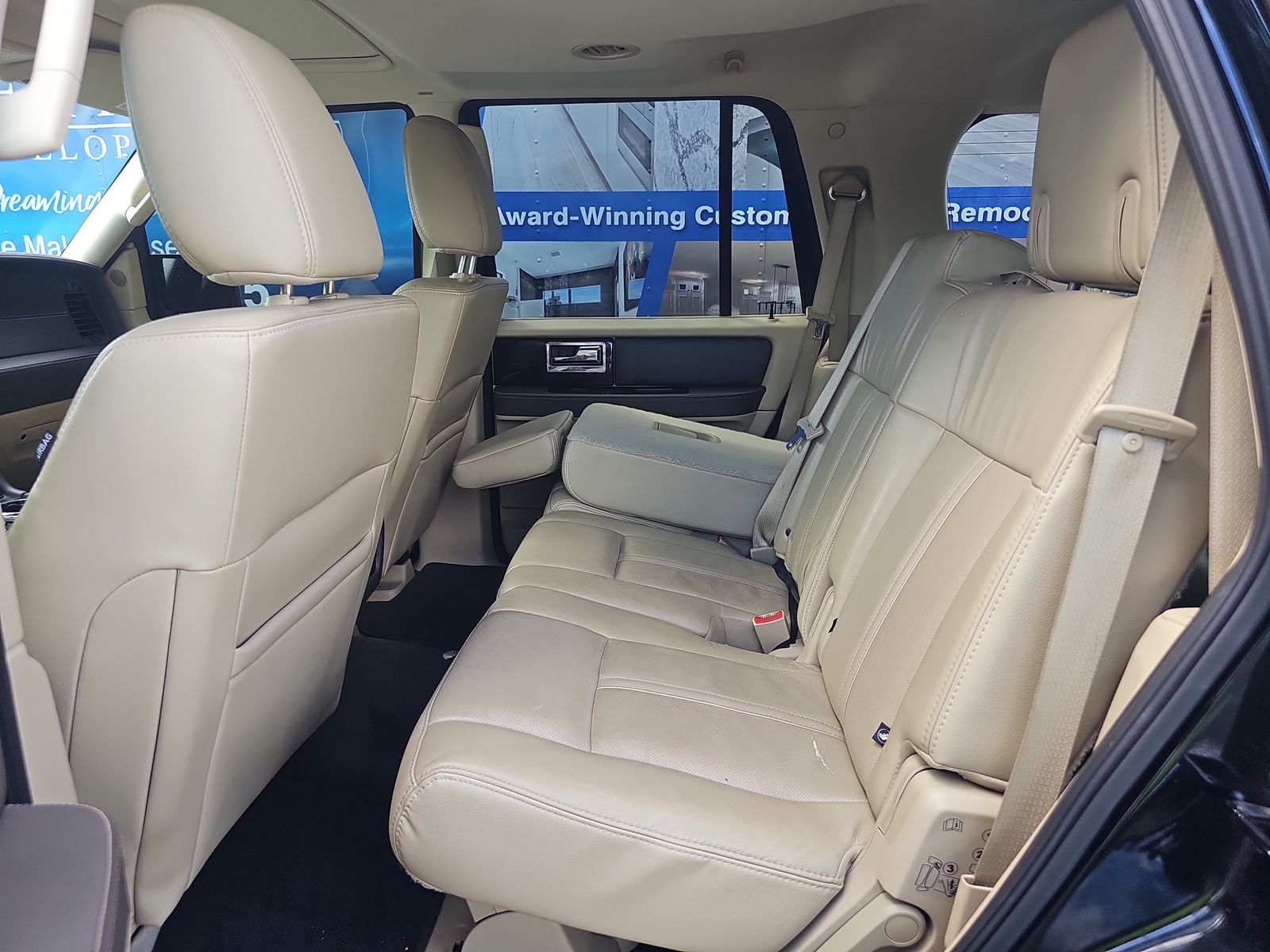 2016 Lincoln Navigator Reserve RWD