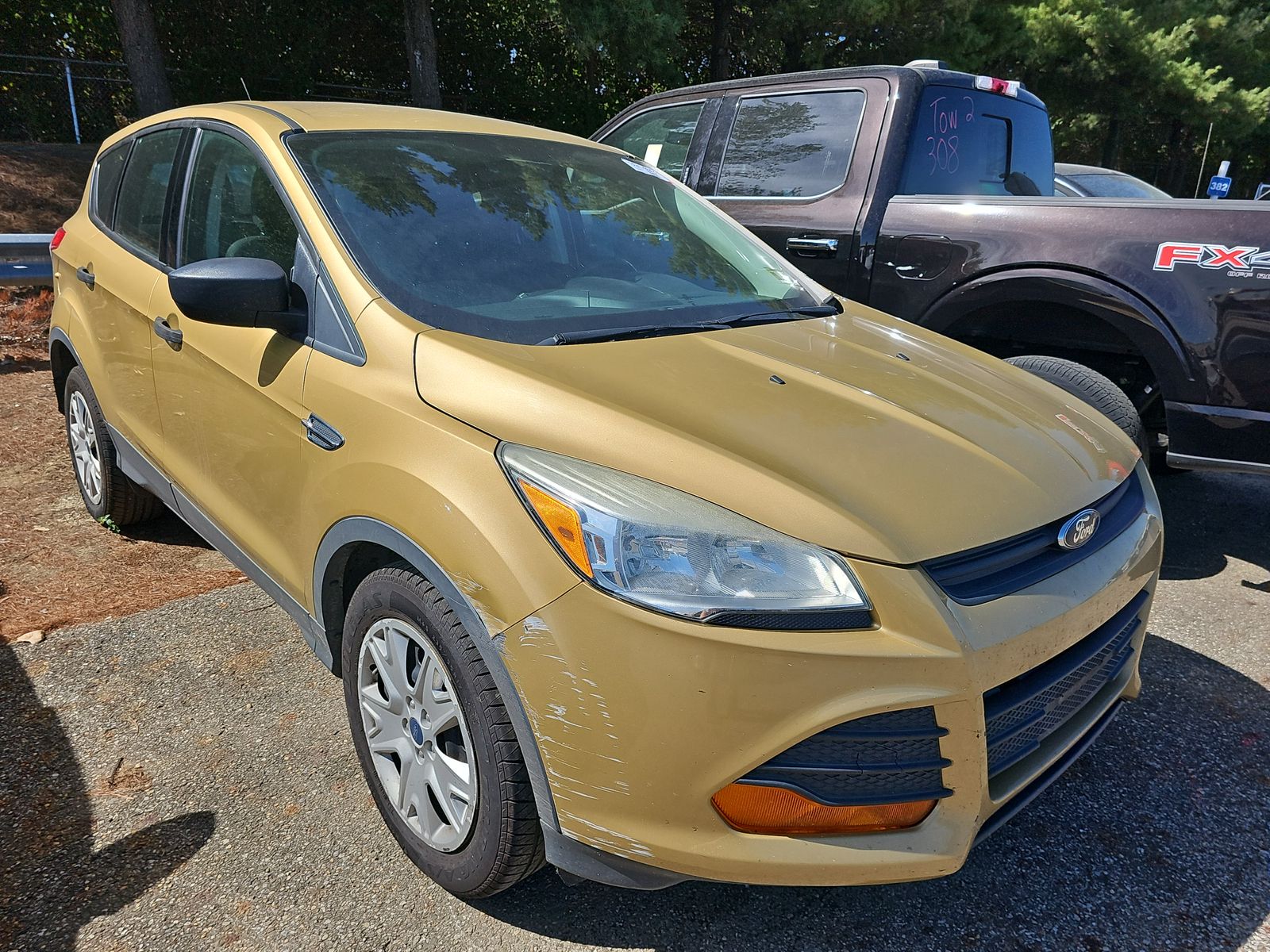 2014 Ford Escape S FWD