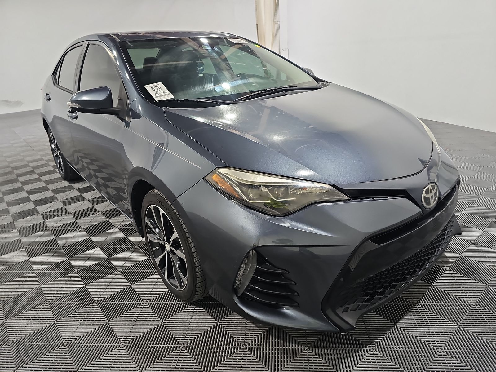 2017 Toyota Corolla SE FWD