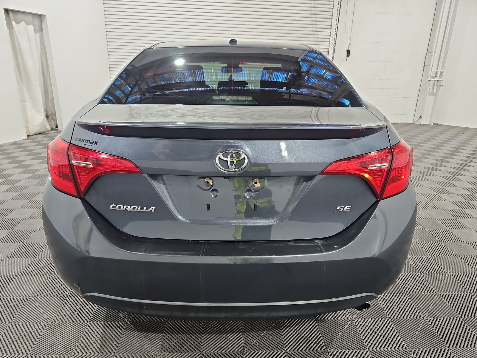 2017 Toyota Corolla SE FWD