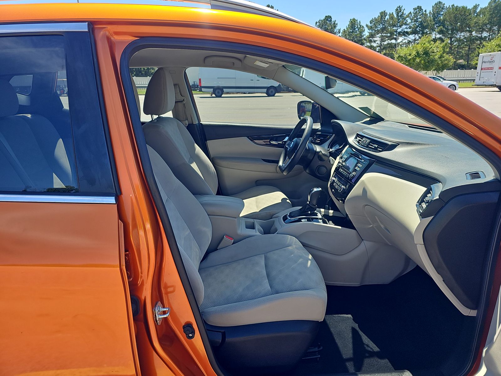 2017 Nissan Rogue Sport SV FWD