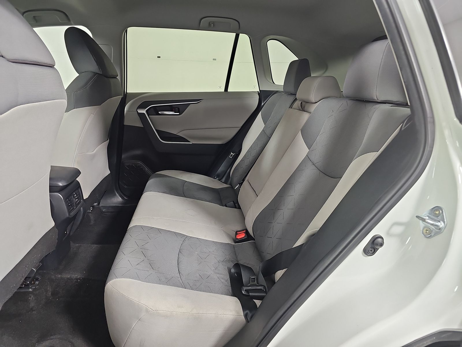 2021 Toyota RAV4 XLE FWD