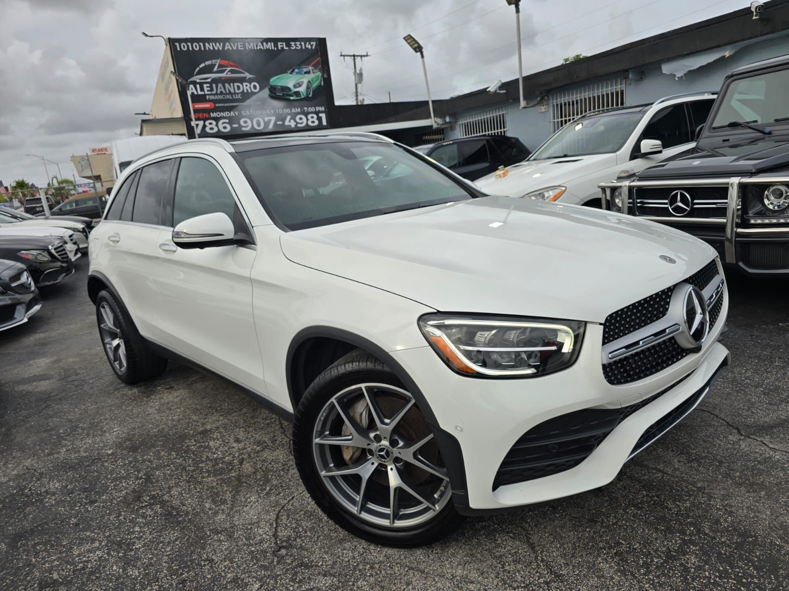 2020 Mercedes-Benz GLC 300