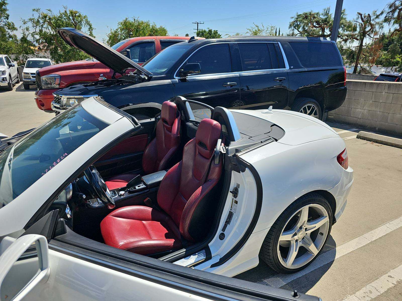 2016 Mercedes-Benz SLK-Class SLK 300 RWD