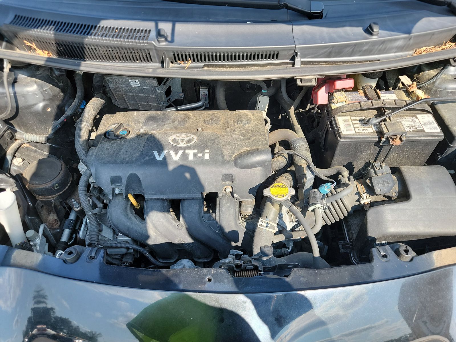 2011 Toyota Yaris Base FWD