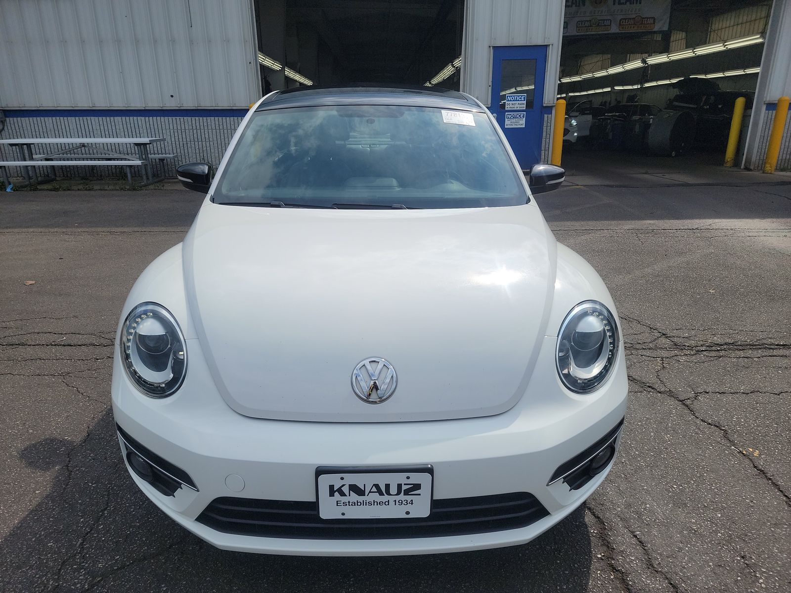 2013 Volkswagen Beetle 2.0T R-Line FWD