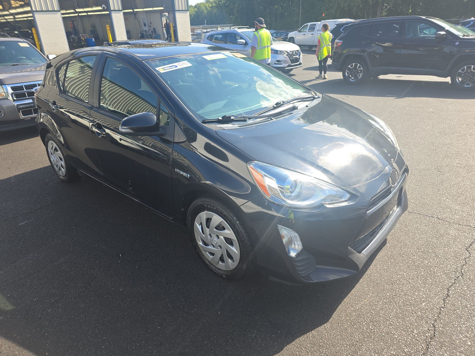 2016 Toyota Prius c Two FWD