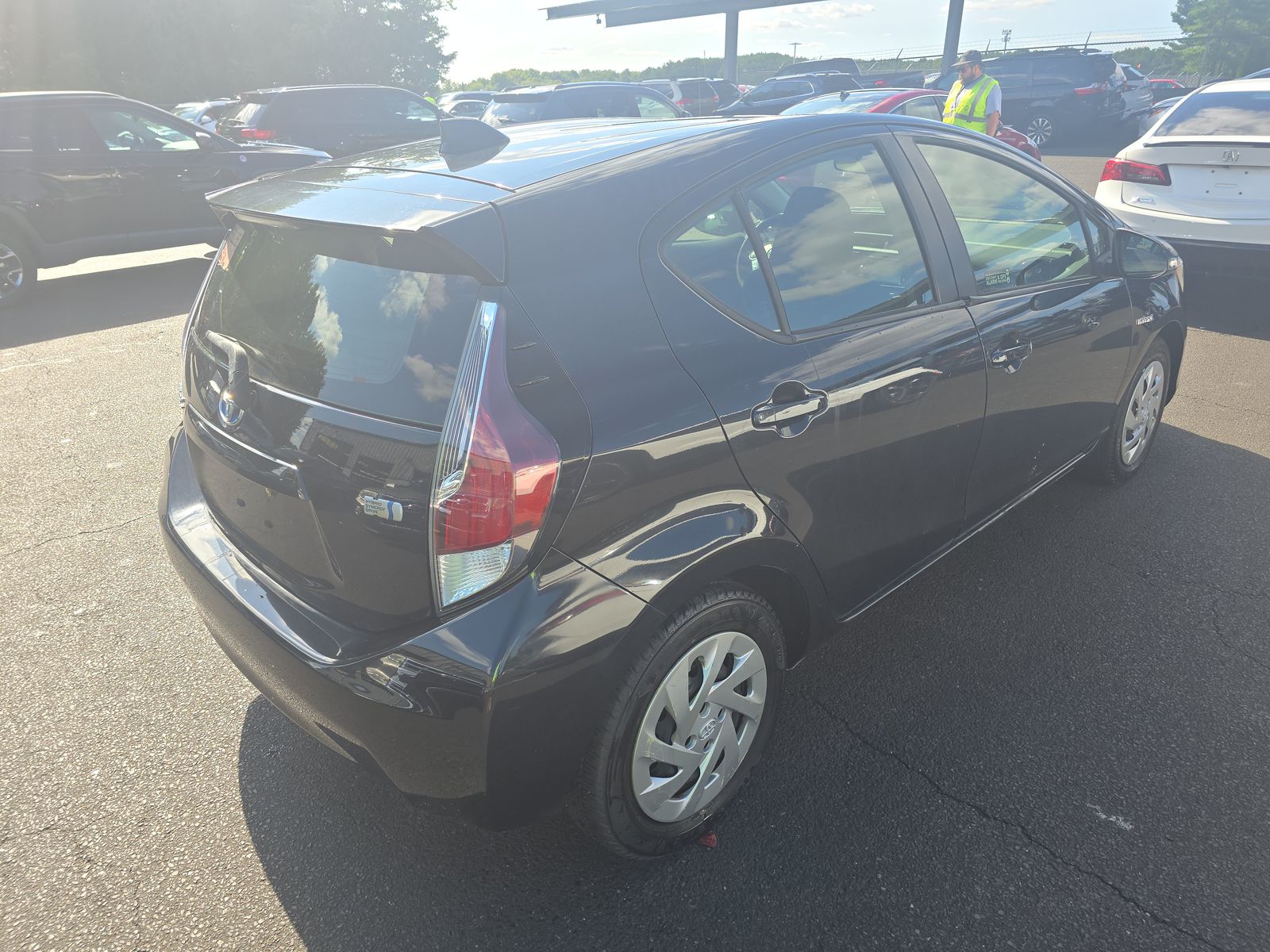 2016 Toyota Prius c Two FWD