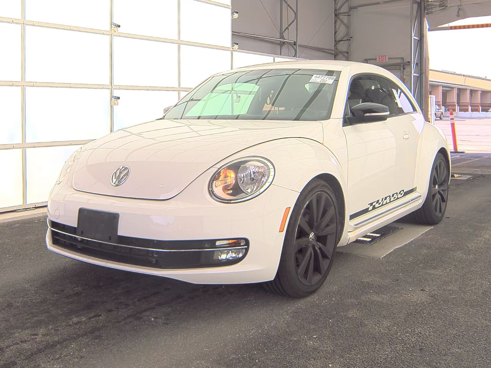 2012 Volkswagen Beetle 2.0T Turbo FWD