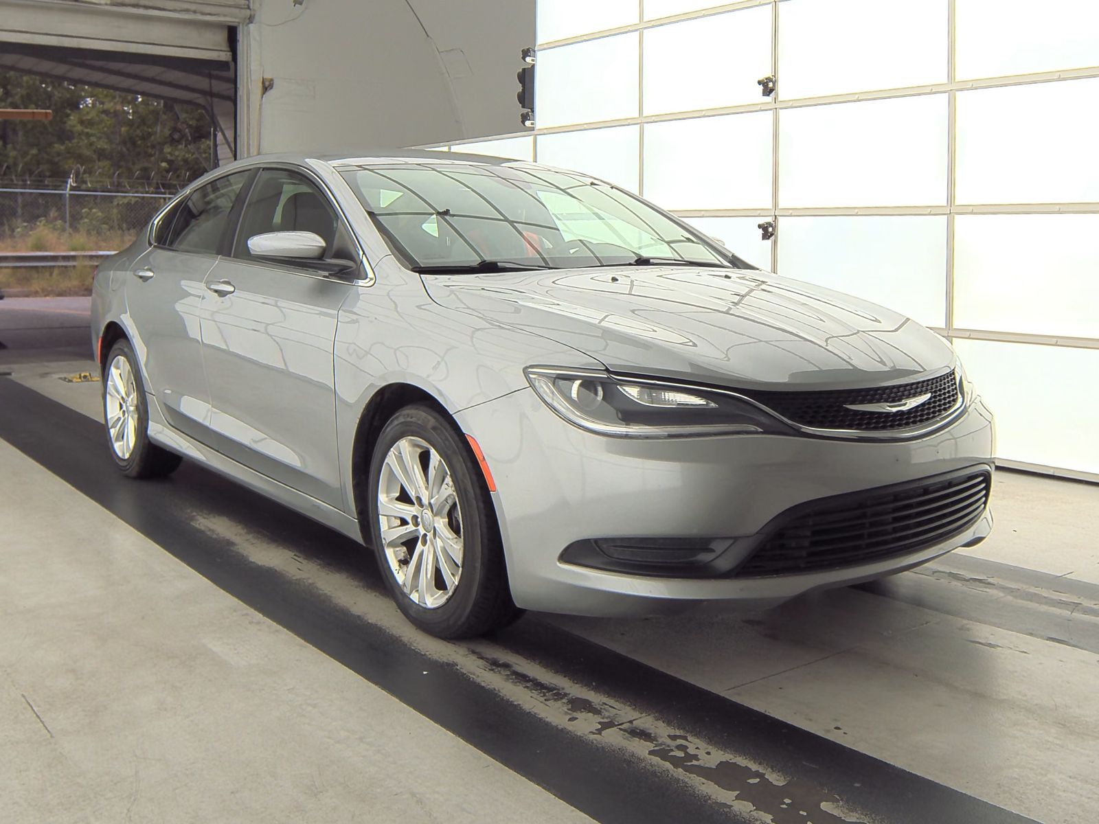 2016 Chrysler 200 LX Touring FWD