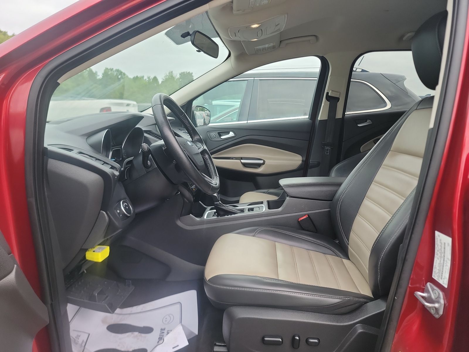 2019 Ford Escape SEL FWD