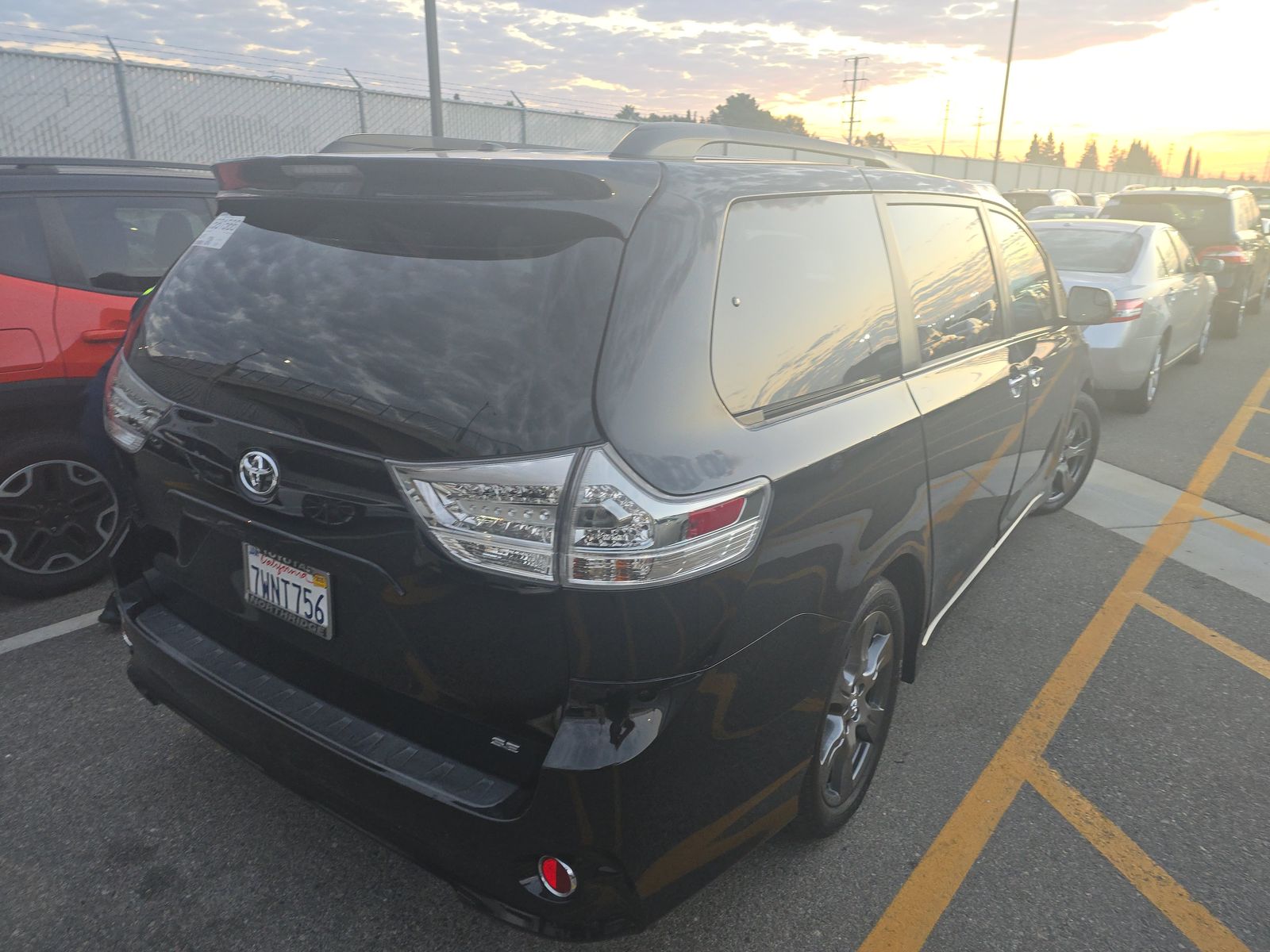 2017 Toyota Sienna SE FWD