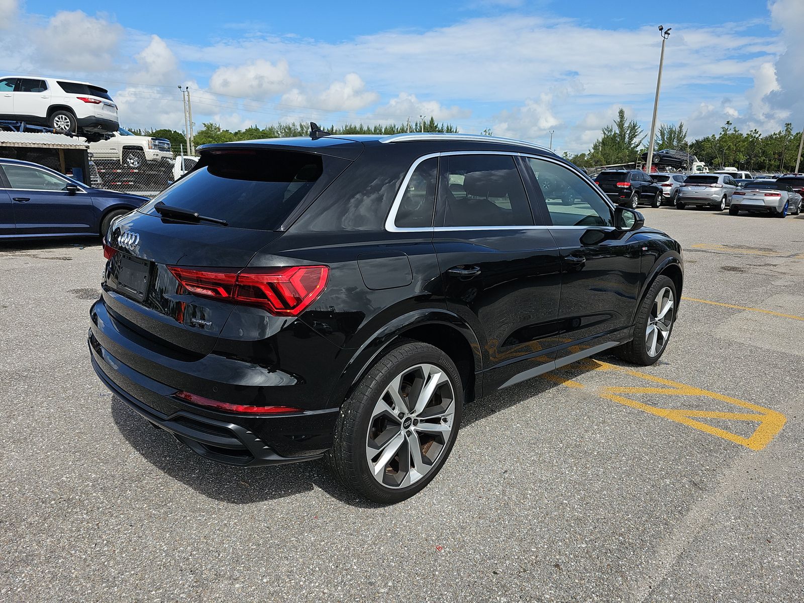 2021 Audi Q3 2.0T Premium AWD