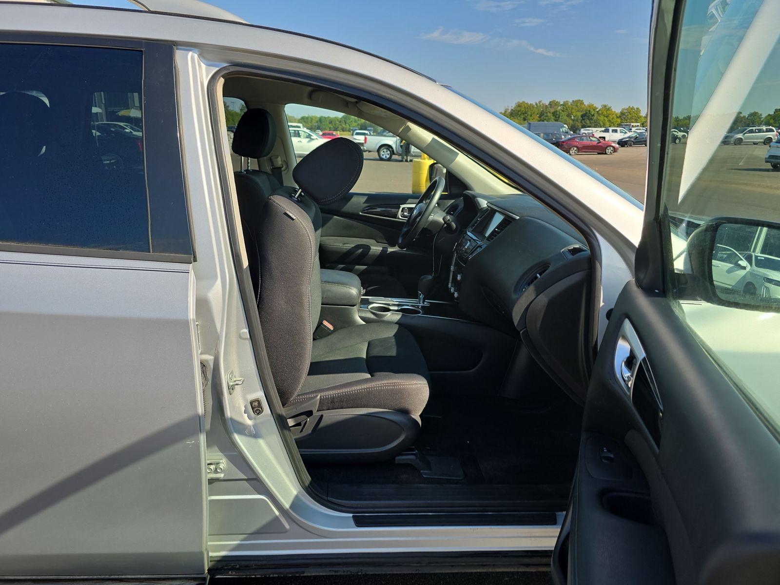 2018 Nissan Pathfinder S FWD